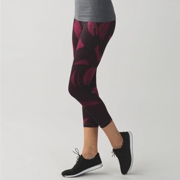 Lululemon All Sport Crop Leggings Back Spin Stroke Dashing Purple Black Size 6 - Picture 1 of 7